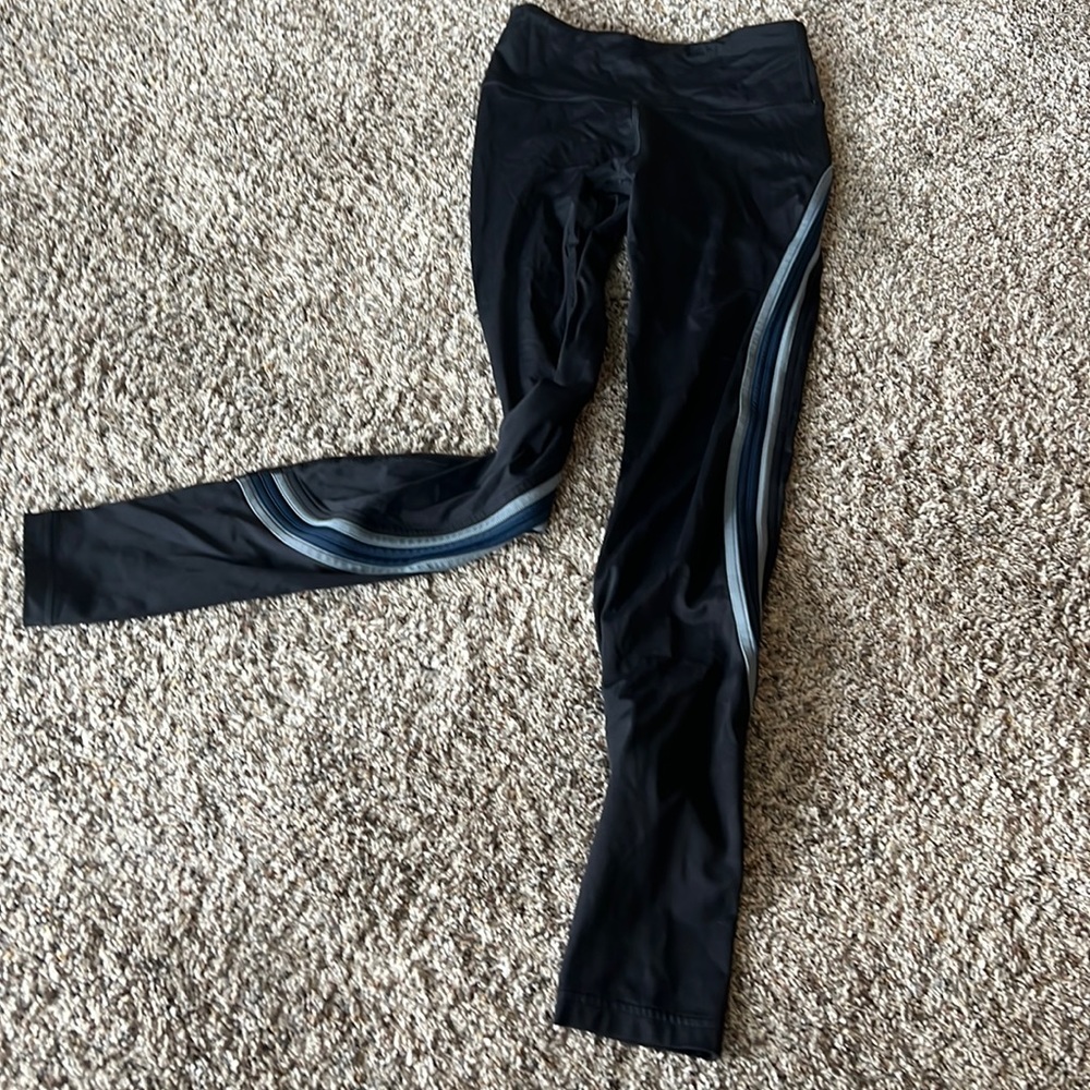 Size 4 lululemon high waisted align leggings